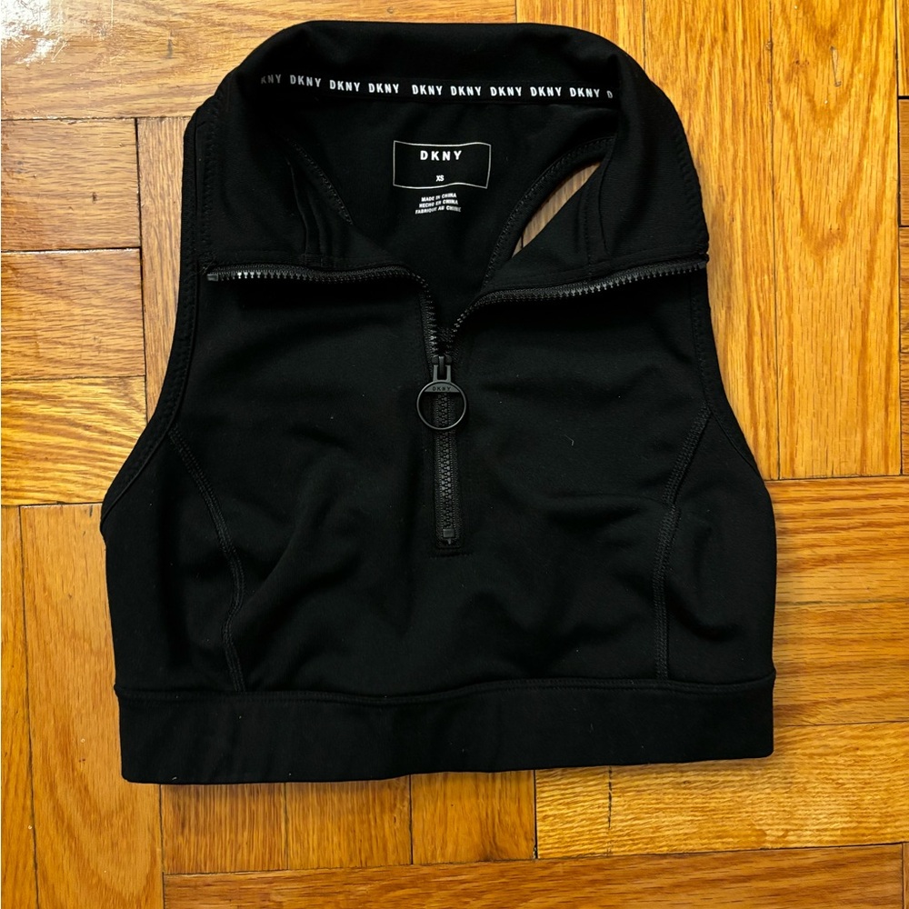 DKNY - workout top (XS)